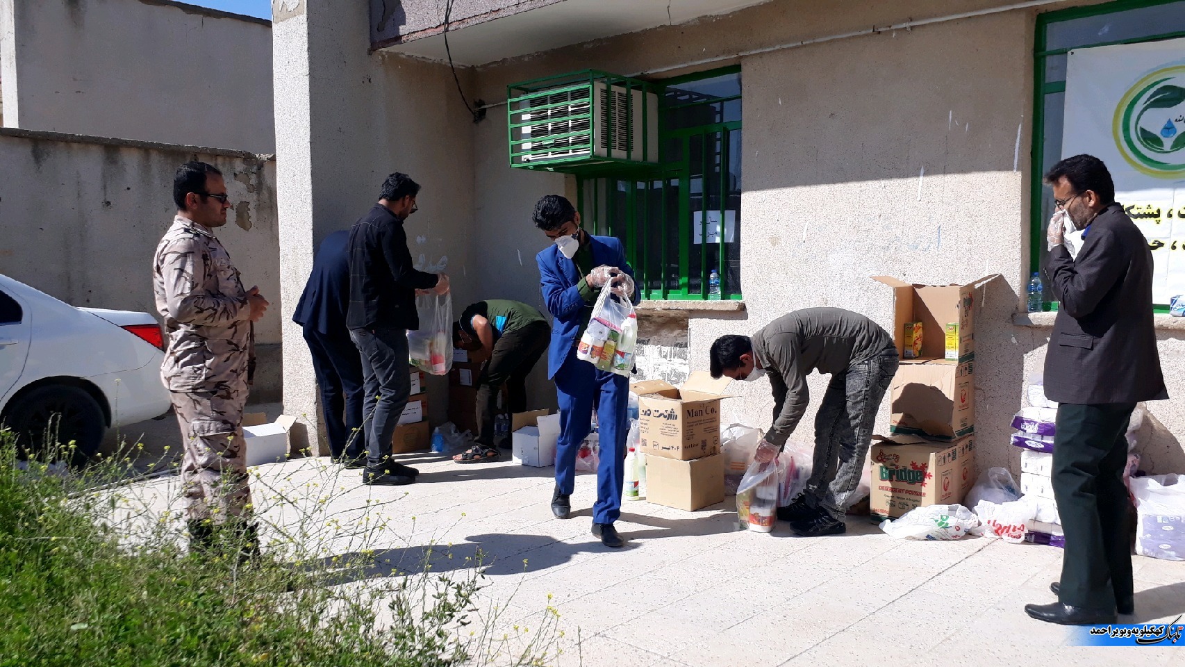 روایتی از مهربانی ‌این روزهای انجمن جوانان لنده/ دومین مرحله توزیع بسته های بهداشتی در بین خانواده های کم برخوردار+تصاویر