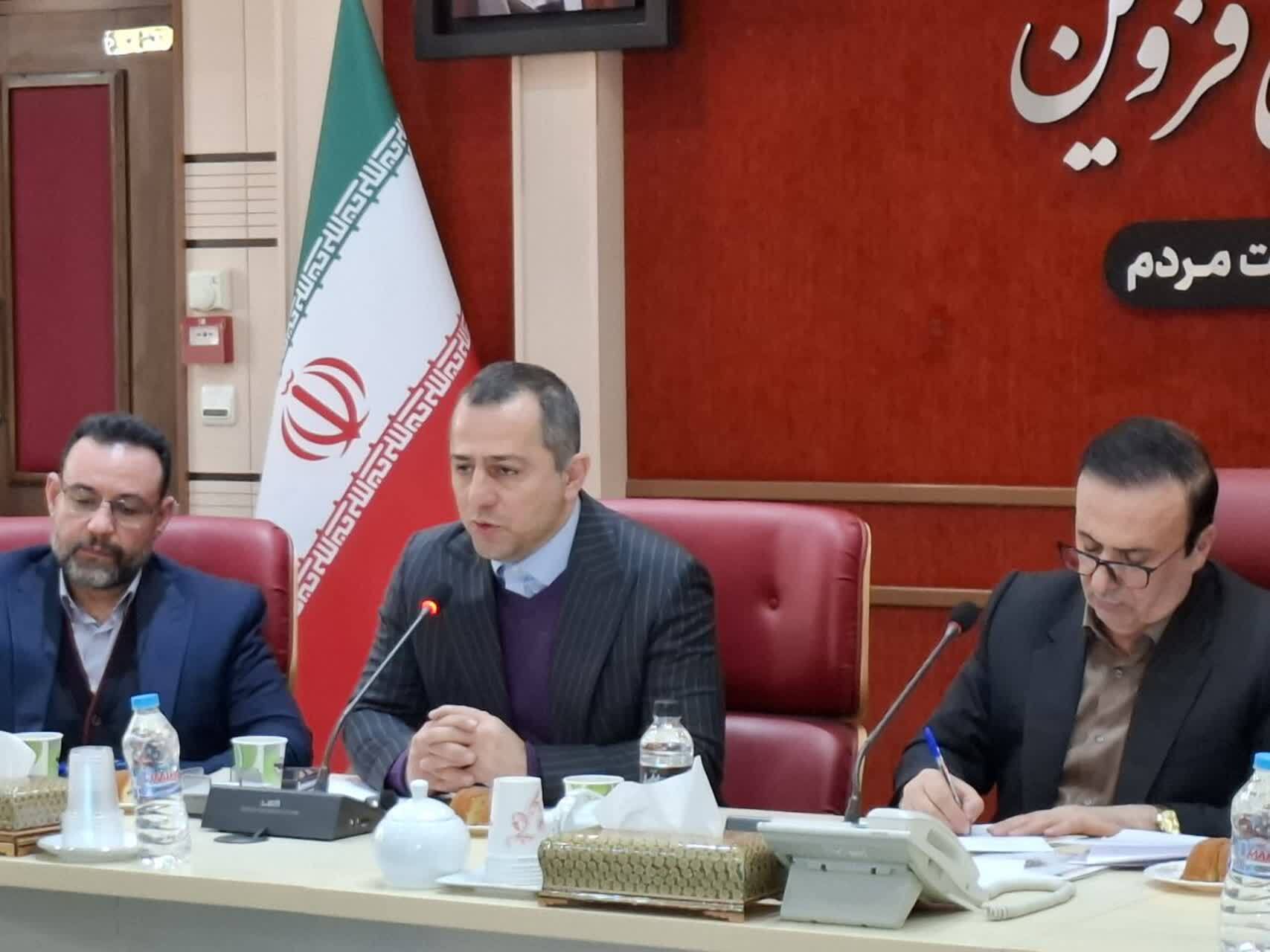 دستیاران جوان دولت وفاق از جوانان نمونه استانها انتخاب می شود