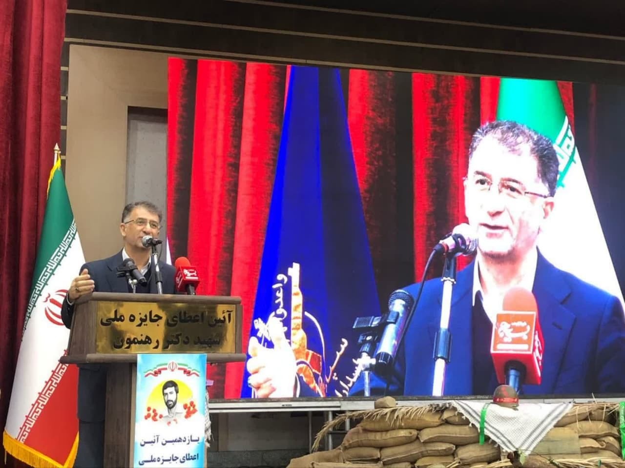 شهیدان همیشه برای ما الگو هستند/شهید رهنمون در شرایطهای دشوار در عرصه امدادرسانی و پزشکی به مجروحان خدمت کرد شهیدان همیشه برای ما الگو هستند/شهید رهنمون در شرایطهای دشوار در عرصه امدادرسانی و پزشکی به مجروحان خدمت کرد