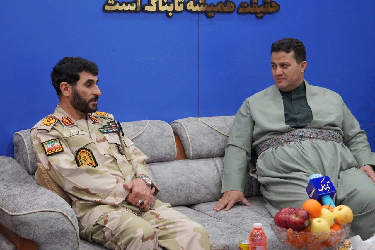 امنیت مرزهای کردستان خط قرمز نیروهای مسلح/ ساماندهی کولبری و معیشت مرزنشینان در اولویت است