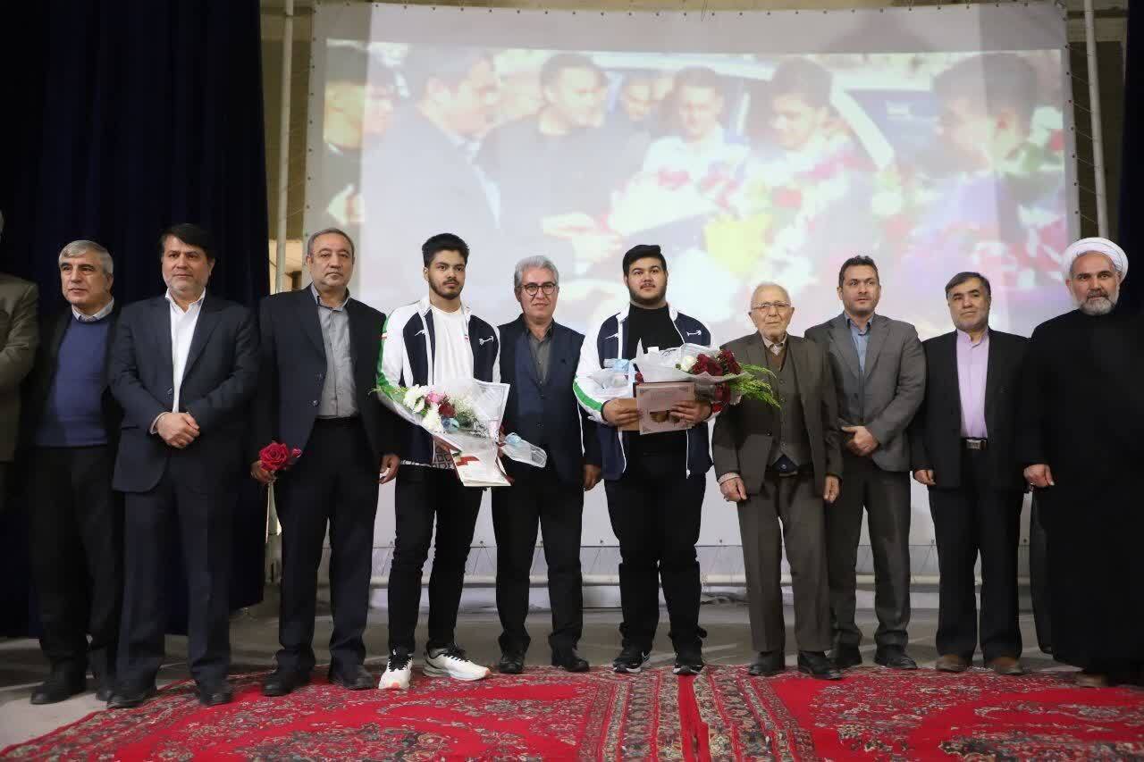 مراسم تجلیل از قهرمانان وزنه&zwnj;برداری اردبیل برگزار شد